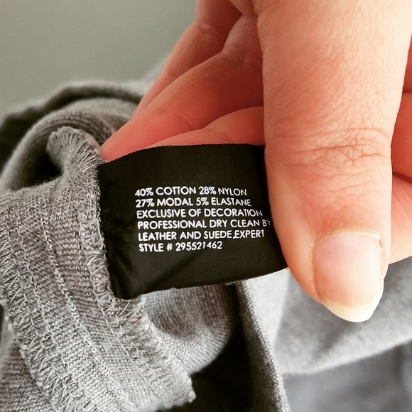 Club Monaco grey and black mixed fabric sleeveless fit and flare dress - Picture 10 of 10